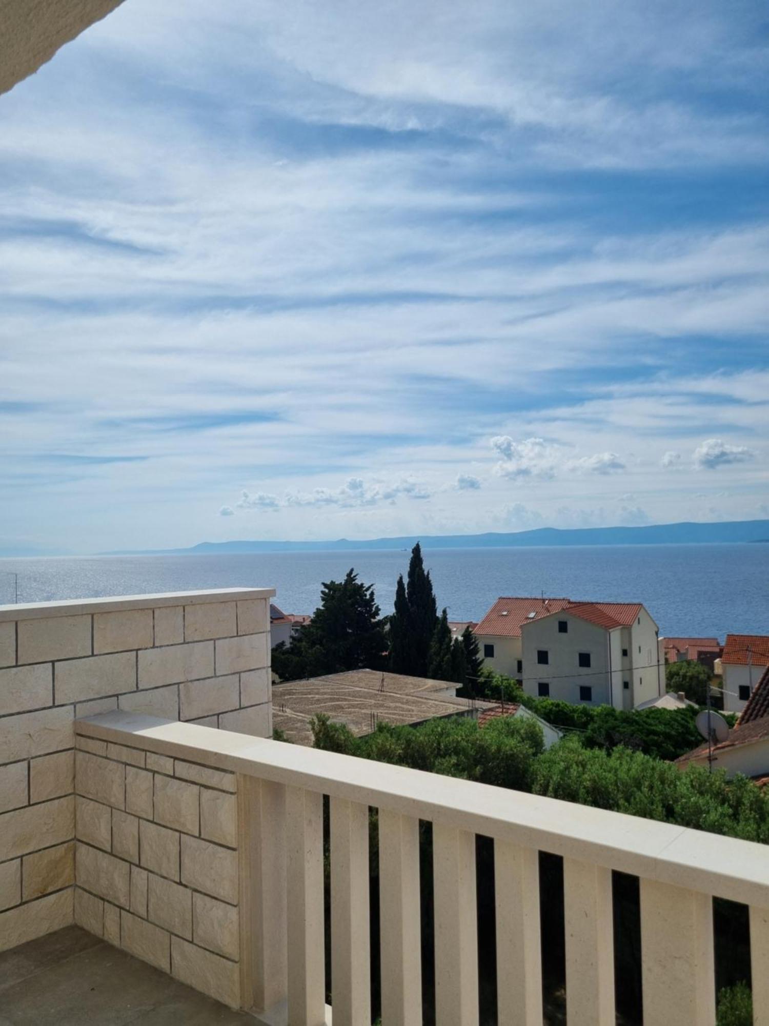Villa Mila Bol Bagian luar foto